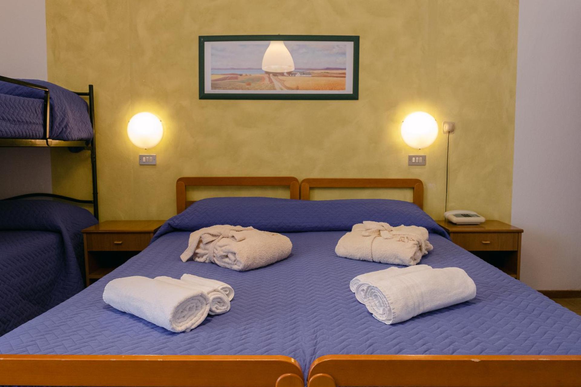 Hotel Pironi San Mauro Mare Екстер'єр фото